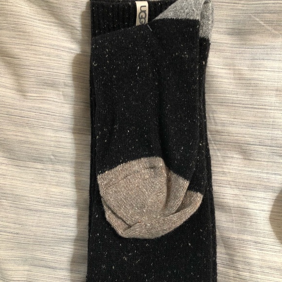 Ugg Women’s over the knee socks - Picture 4 of 7
